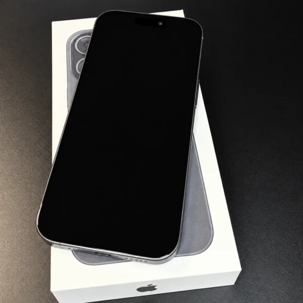 iPhone 17 Black (czarny) w oryginalnym pudełku Apple, wersja eSIM (bez gniazda karty SIM) - zdjęcie 5