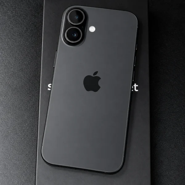 iPhone 17 Black (czarny) w Premium Box Smartfony.net, wersja z gniazdem karty SIM i eSIM - zdjęcie 5