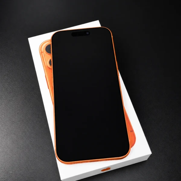 iPhone 17 Pro Cosmic Orange (kosmiczny pomarańcz) w oryginalnym pudełku Apple, wersja eSIM (bez gniazda karty SIM) - zdjęcie 1