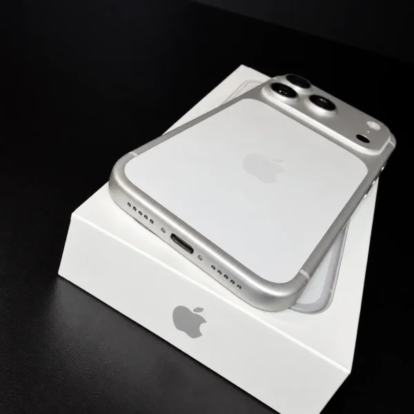iPhone 17 Pro Silver (srebrny) w oryginalnym pudełku Apple, wersja eSIM (bez gniazda karty SIM) - zdjęcie 8