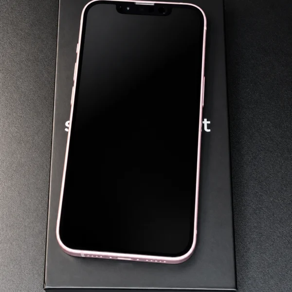 iPhone 17e Soft Pink (jasnoróżowy) w Premium Box Smartfony.net, wersja eSIM (bez gniazda karty SIM) - zdjęcie 4