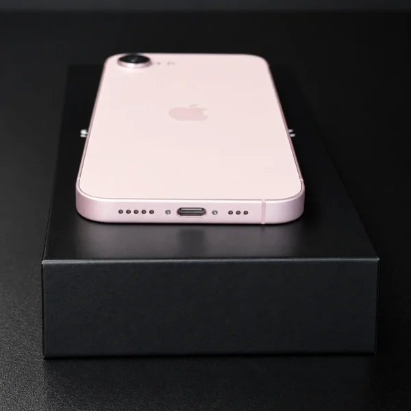 iPhone 17e Soft Pink (jasnoróżowy) w Premium Box Smartfony.net, wersja z gniazdem karty SIM i eSIM - zdjęcie 8