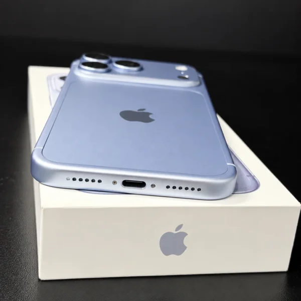 iPhone 18 Pro Max Glacier (lodowcowy) w oryginalnym pudełku Apple, wersja eSIM (bez gniazda karty SIM) - zdjęcie 4